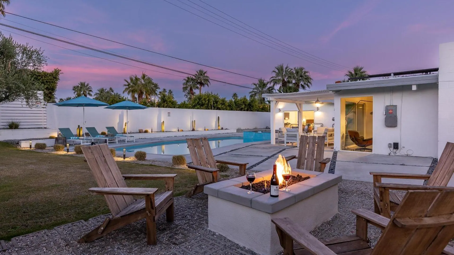 Villa Starburst Ps By Acme House Company Palm Springs 0*,