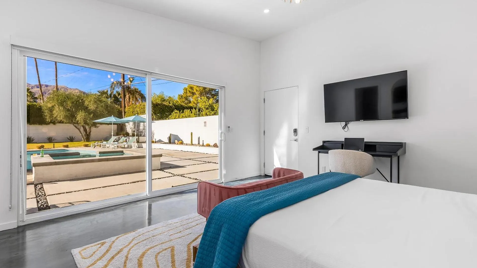 Villa Starburst Ps By Acme House Company Palm Springs