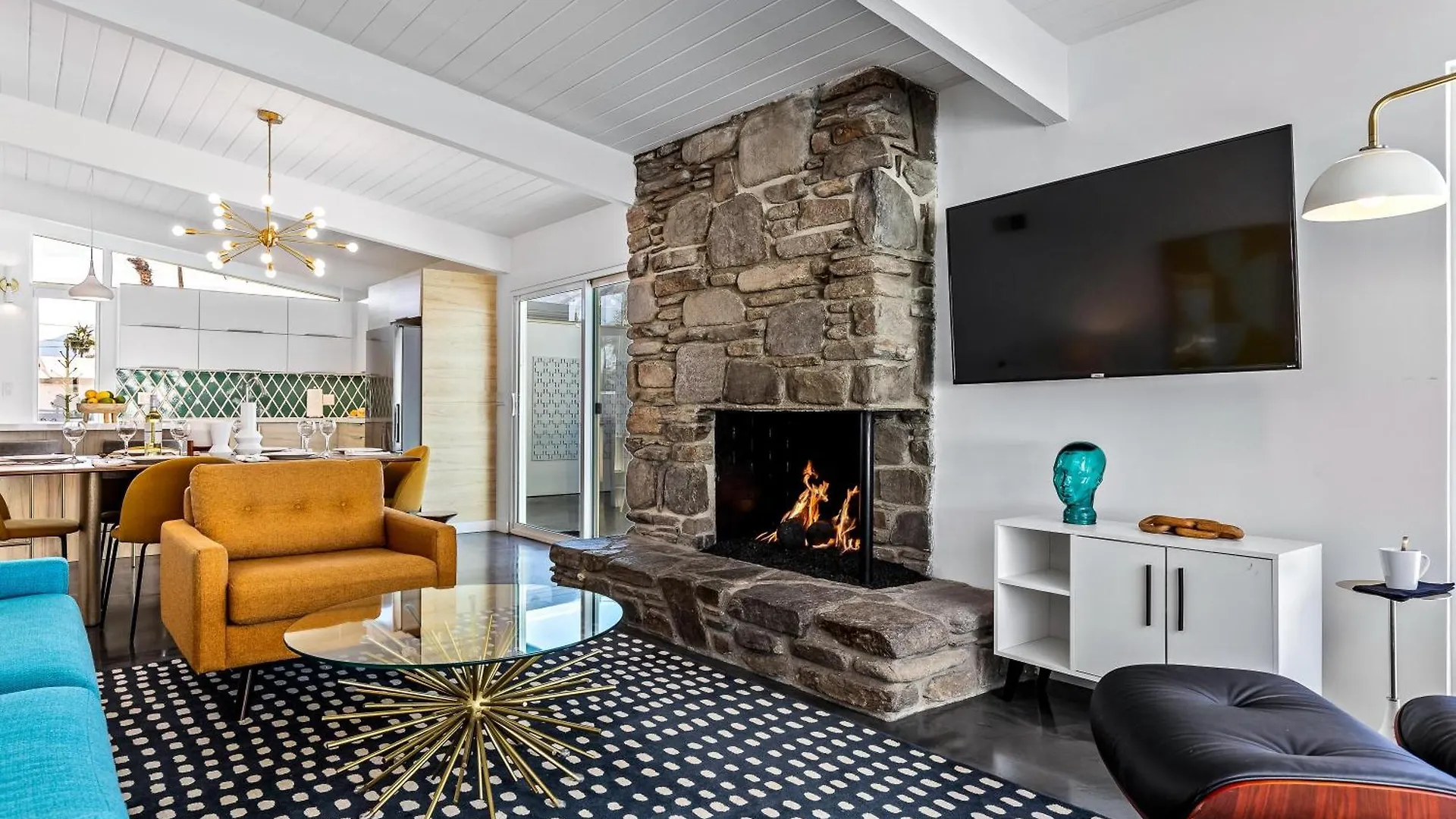 Villa Starburst Ps By Acme House Company Palm Springs