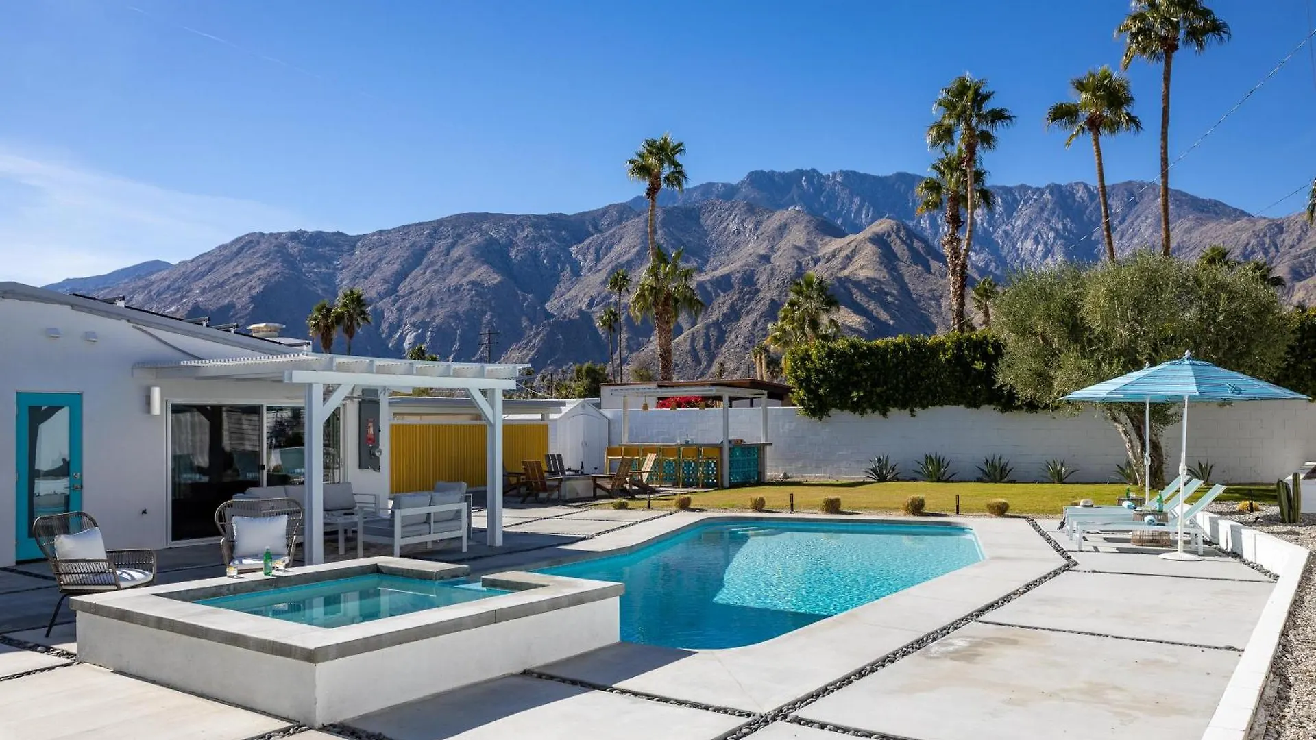 Villa Starburst Ps By Acme House Company Palm Springs